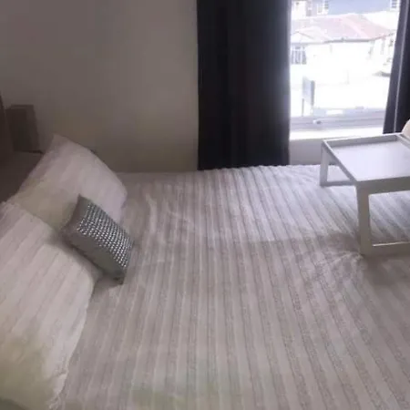 Homestay Fairy Dell Leeds (West Yorkshire)